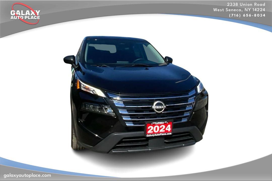 View vehicle photo 3