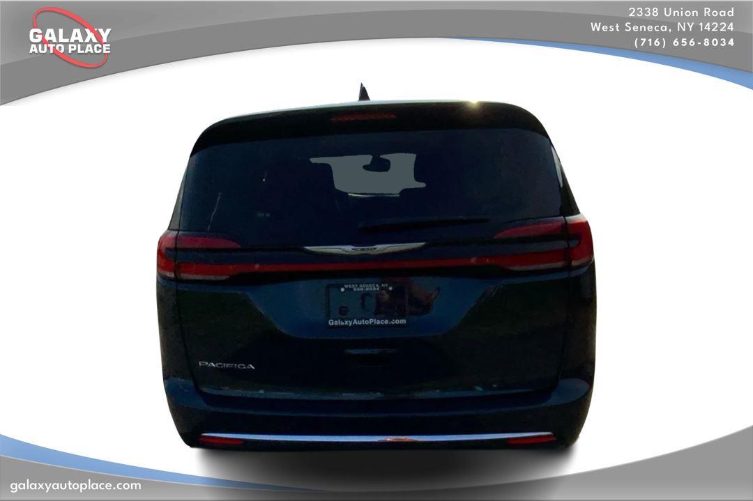 View vehicle photo 6