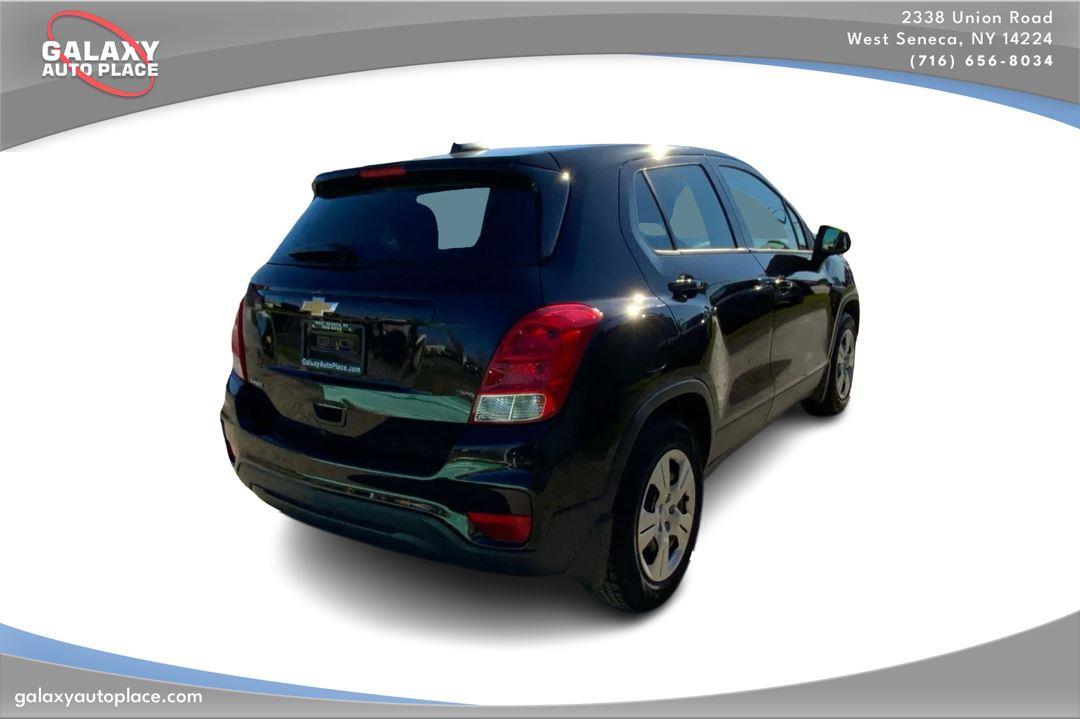 View vehicle photo 5
