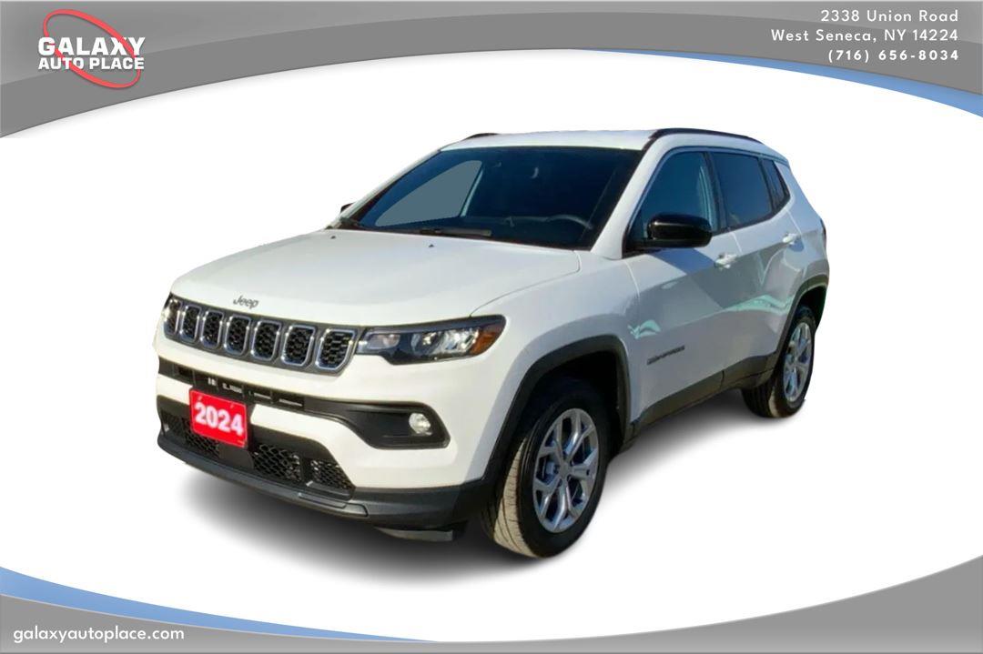 Bright White Clearcoat 2024 Jeep Compass Latitude 4WD SUV / Crossover Four-Wheel Drive 8-Speed Automatic