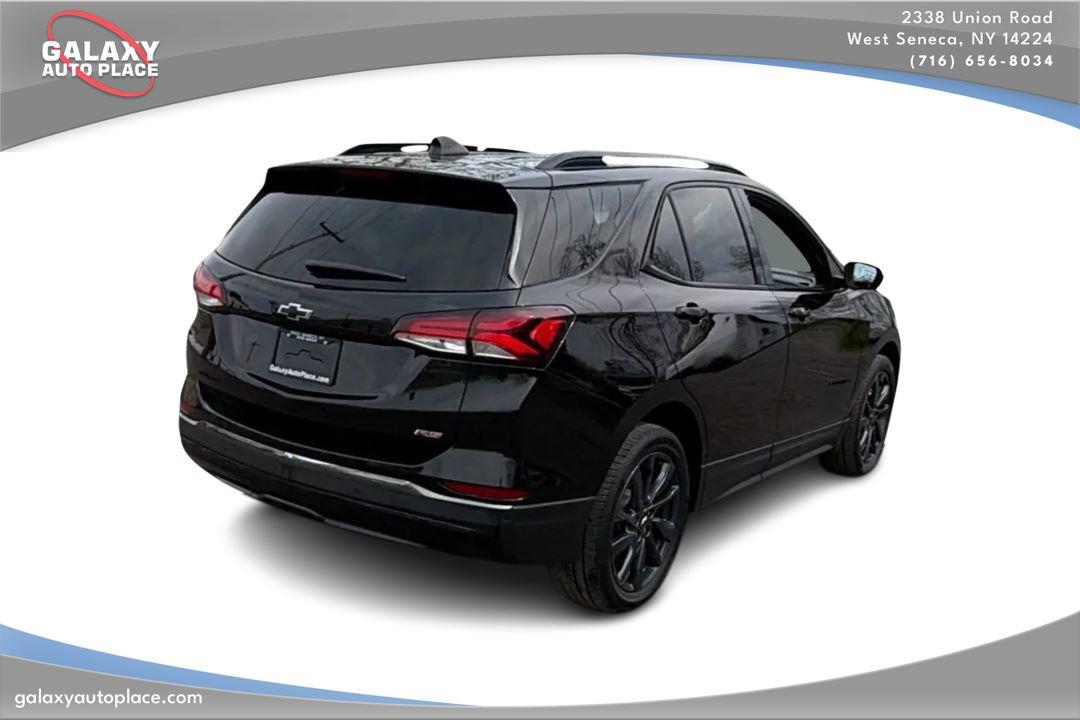 View vehicle photo 5
