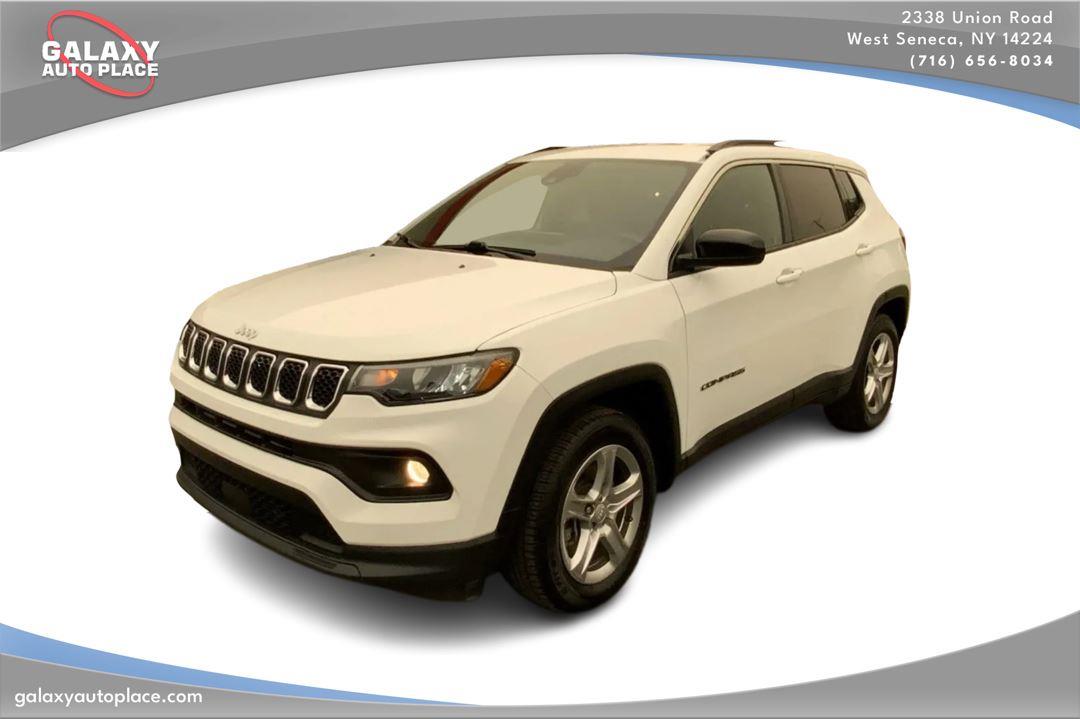 Bright White Clearcoat 2024 Jeep Compass SUV / Crossover Four-Wheel Drive 8-Speed Automatic