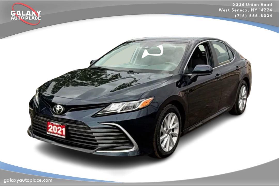 Teal (Galactic Aqua Mica) 2021 Toyota Camry Sedan Front-Wheel Drive Automatic