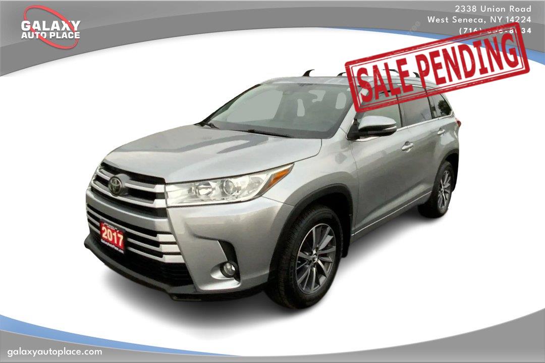 Celestial Silver Metallic 2017 Toyota Highlander SUV / Crossover All-Wheel Drive Automatic