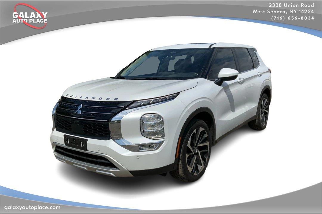 White Diamond 2024 Mitsubishi Outlander SUV / Crossover Front-Wheel Drive Continuously Variable Transmission