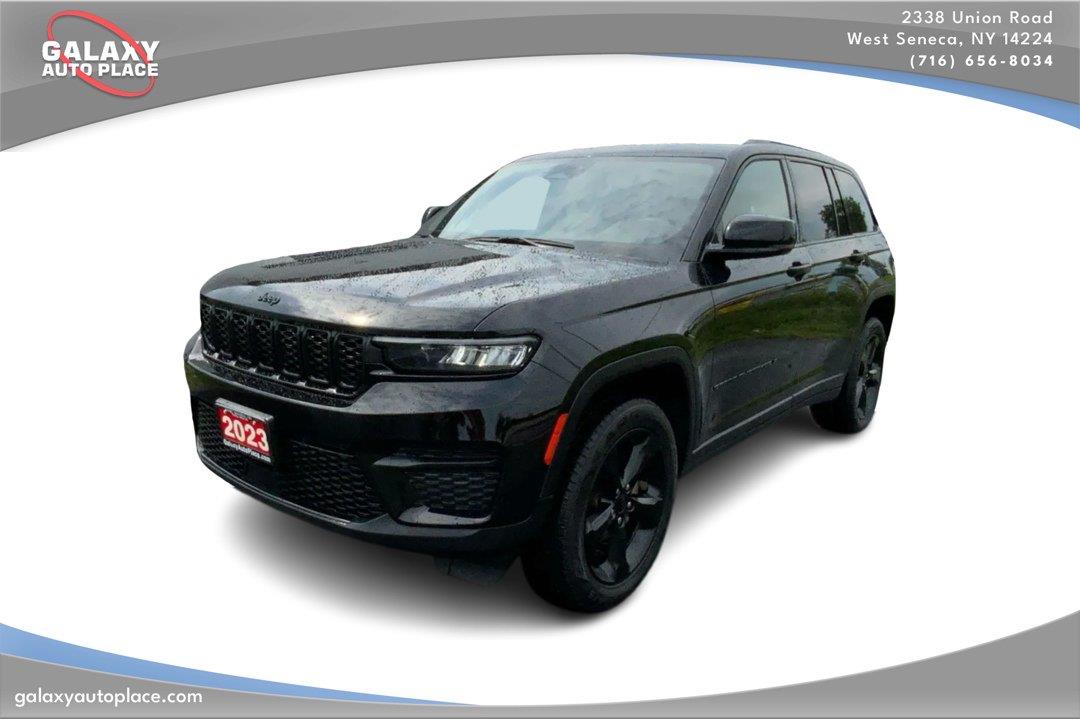 Diamond Black Crystal Pearlcoat 2023 Jeep Grand Cherokee SUV / Crossover Four-Wheel Drive 8-Speed Automatic