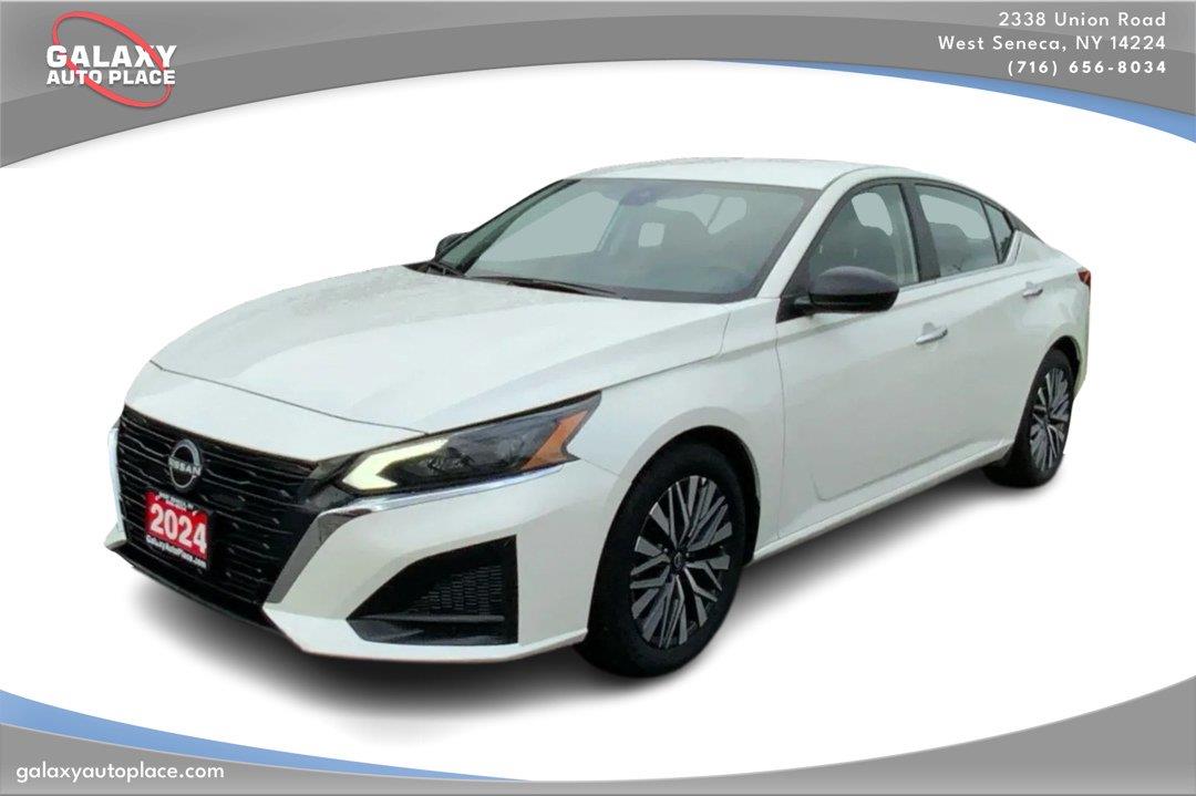 Pearl White Tricoat 2024 Nissan Altima Sedan Front-Wheel Drive Continuously Variable Transmission