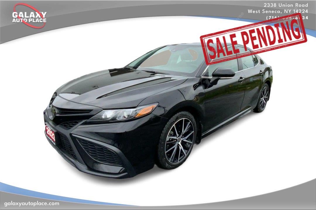 2023 Toyota Camry SE AWD