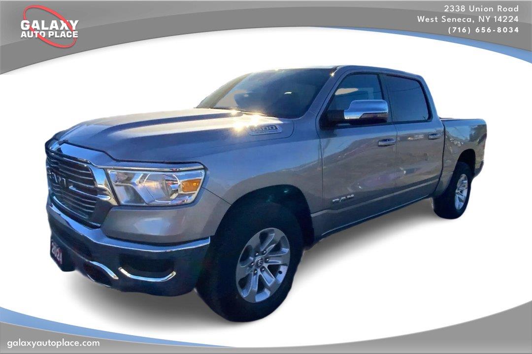 2024 RAM 1500 Laramie Crew Cab 4WD