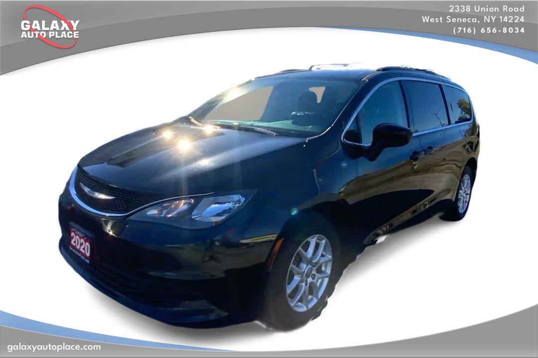Brilliant Black Crystal Pearlcoat 2020 Chrysler Voyager Minivan Front-Wheel Drive 9-Speed Automatic