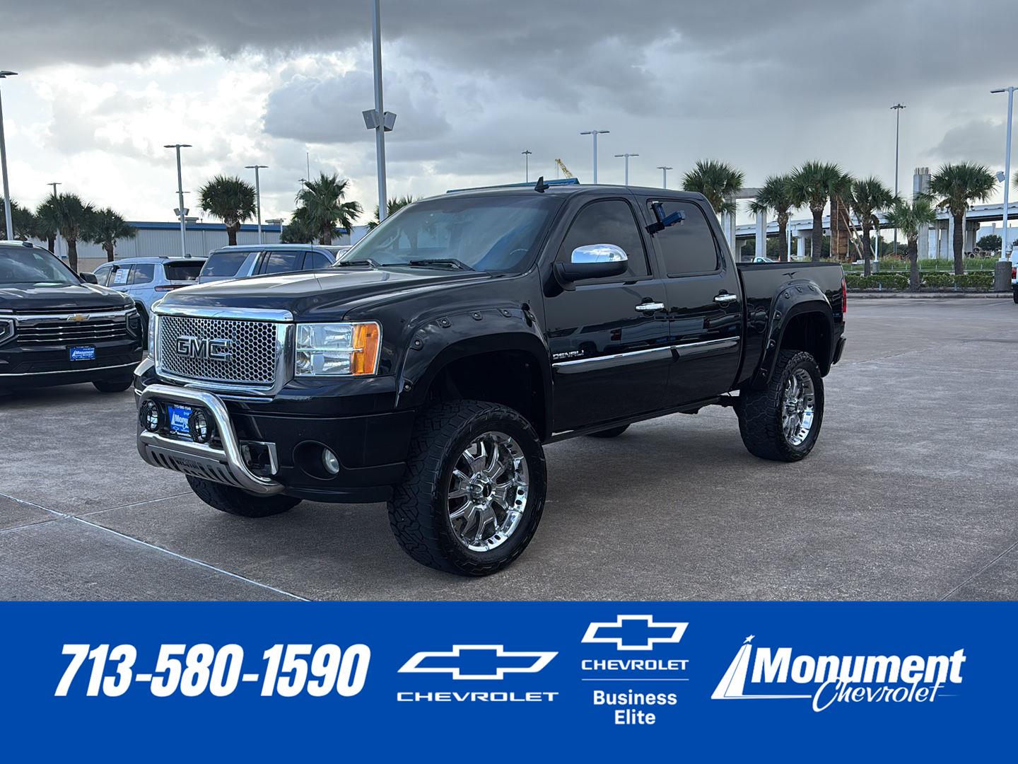 Onyx Black 2011 GMC Sierra 1500 Pickup Truck All-Wheel Drive 6-Speed Automatic Overdrive