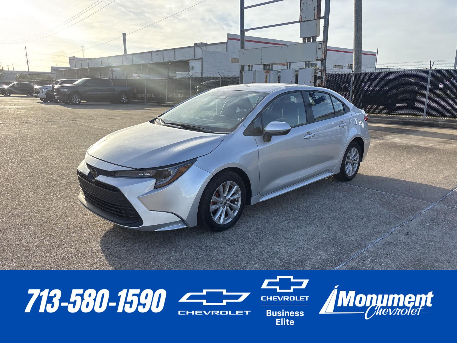 Classic Silver Metallic 2025 Toyota Corolla Sedan Front-Wheel Drive Automatic