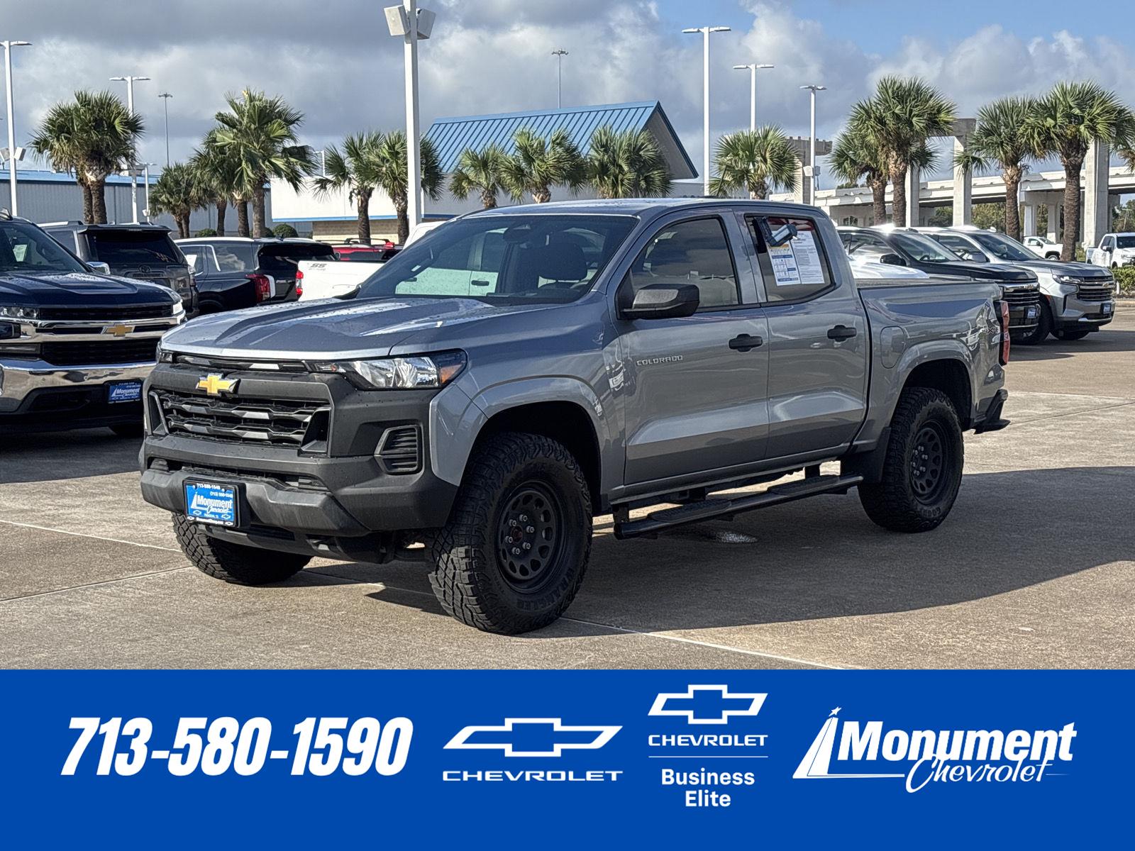 Sterling Gray Metallic 2025 Chevrolet Colorado Pickup Truck Four-Wheel Drive 8-Speed Automatic