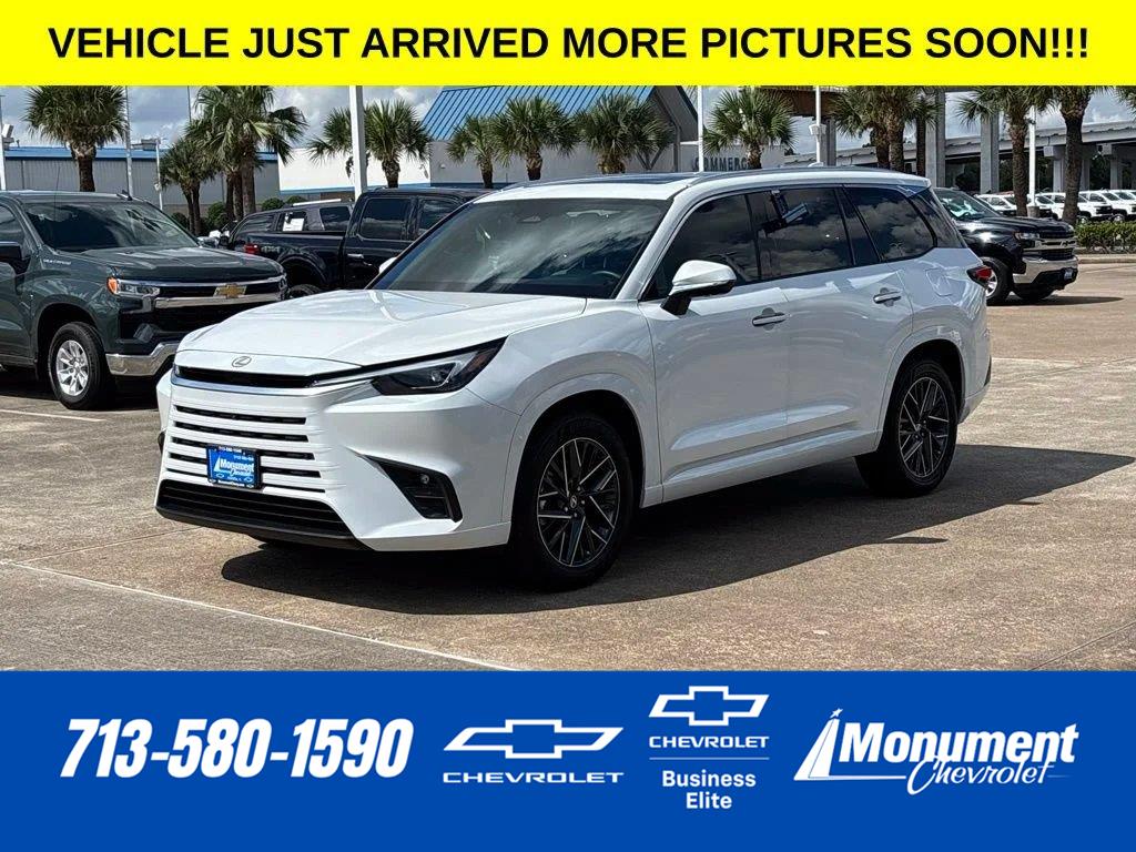 White (Wind Chill Pearl) 2026 Lexus TX SUV / Crossover All-Wheel Drive 8-Speed Automatic