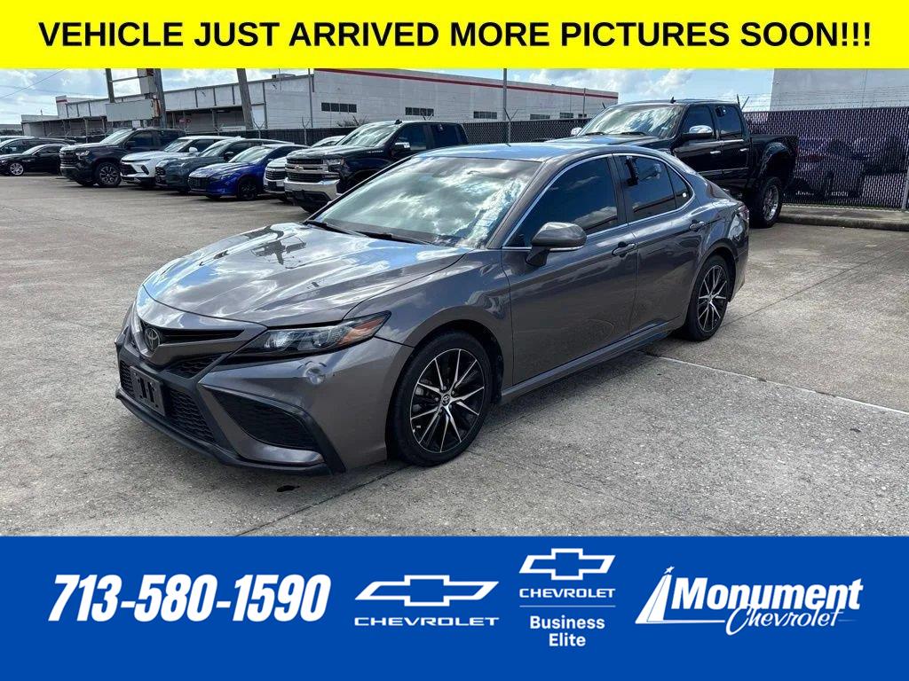 Predawn Gray Mica 2024 Toyota Camry Sedan Front-Wheel Drive 8-Speed Automatic