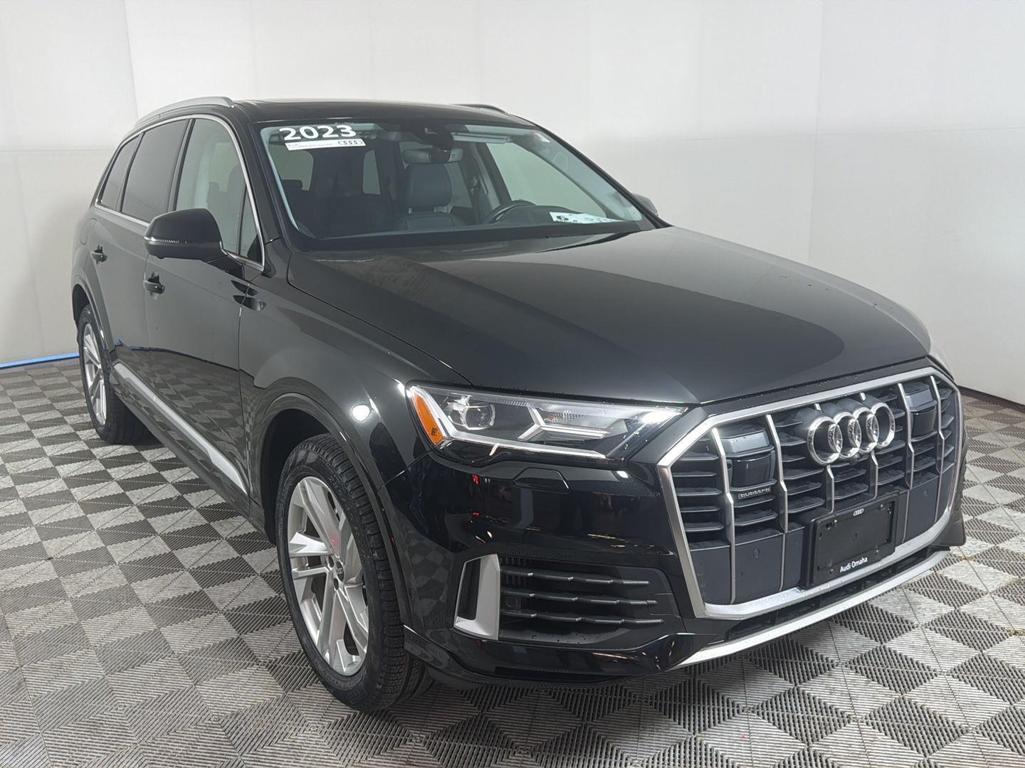 2023 Audi Q7 quattro Premium Plus 55 TFSI