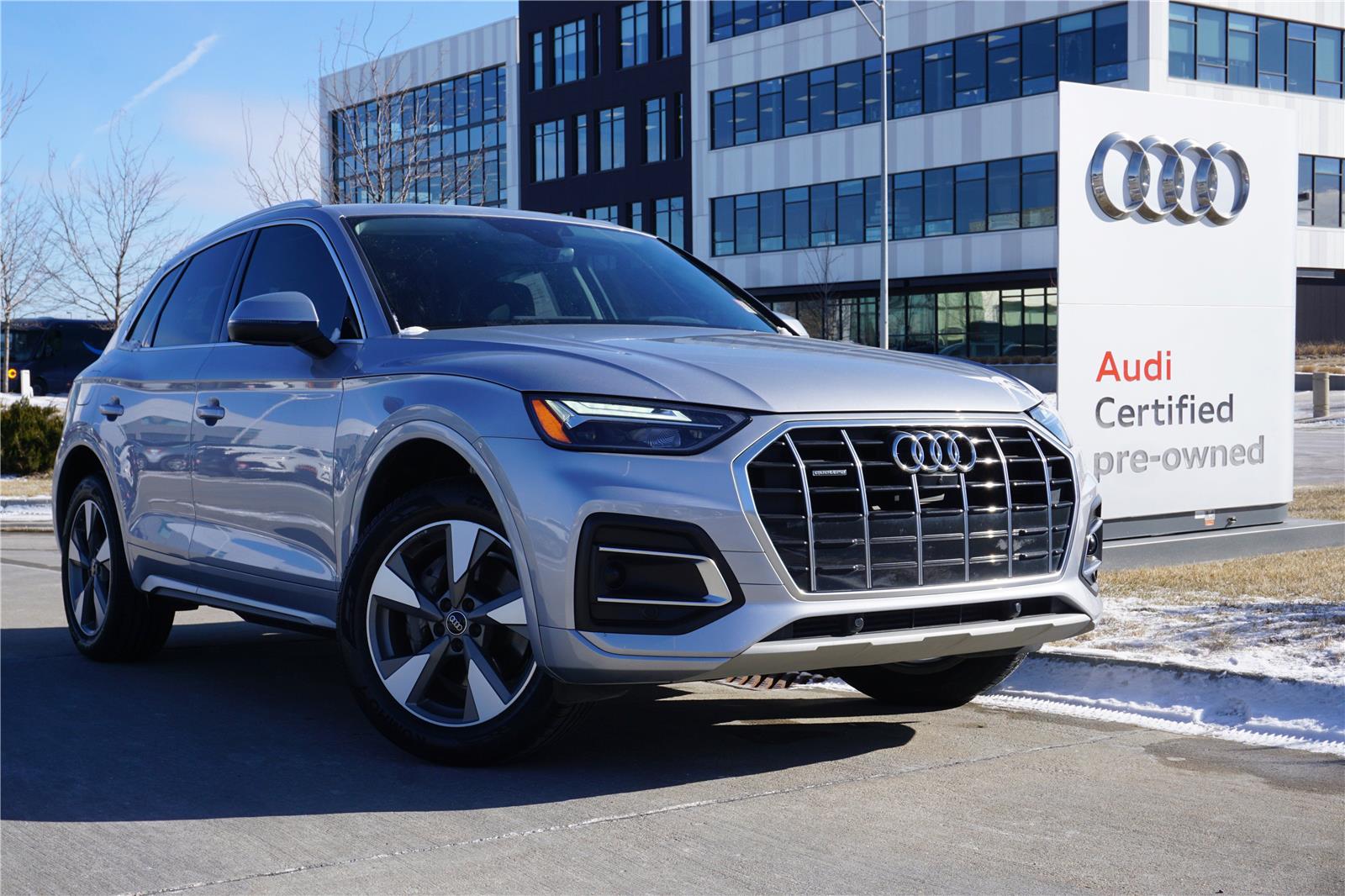2023 Audi Q5 quattro Premium Plus 40 TFSI