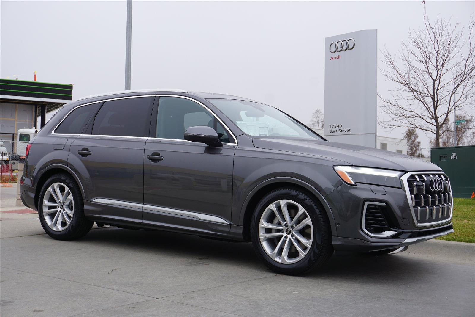 2026 Audi Q7 quattro Prestige 55 TFSI