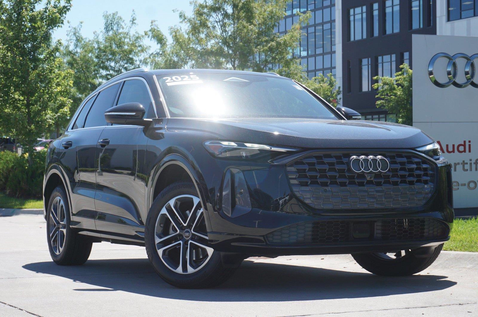 Black 2025 Audi Q5 SUV / Crossover All-Wheel Drive Automatic