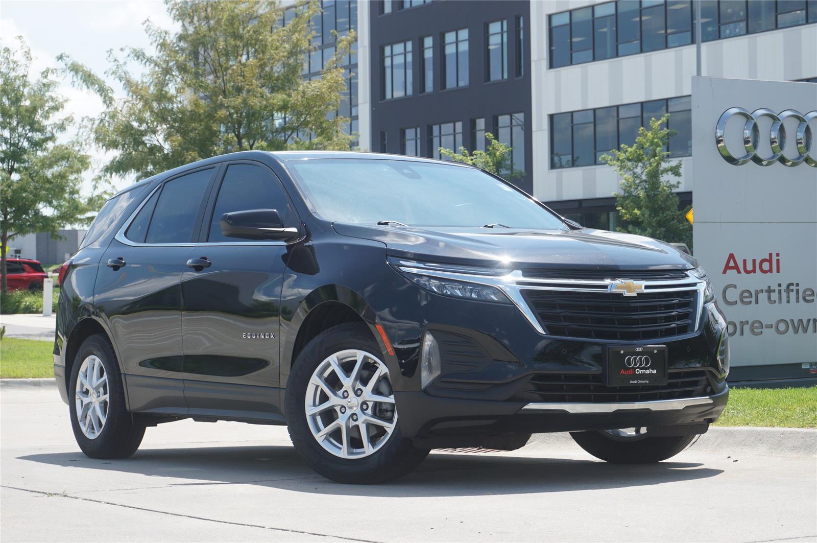 Black 2022 Chevrolet Equinox SUV / Crossover Four-Wheel Drive 6-Speed Automatic Overdrive