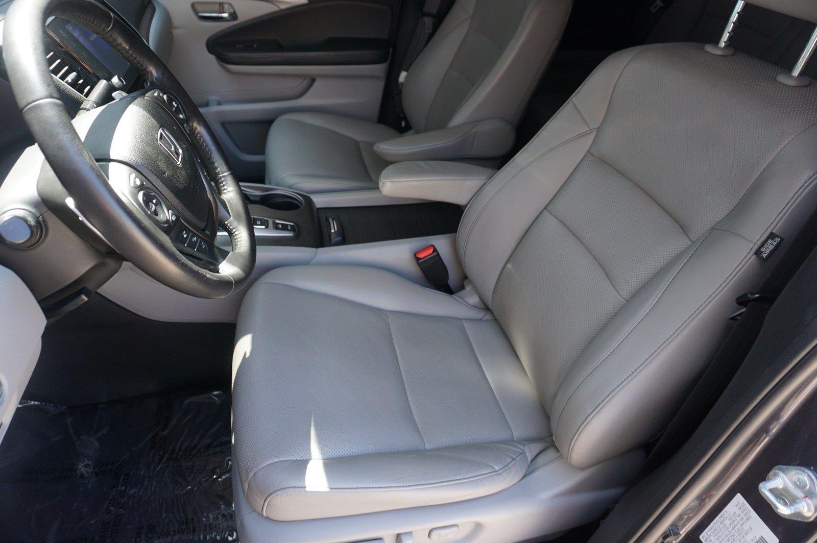 Silver 2022 Honda Ridgeline Pickup Truck All-Wheel Drive 9-Speed Automatic