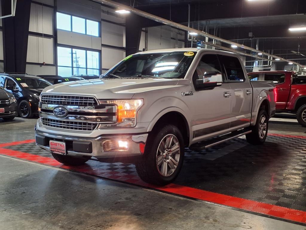 2019 Ford F-150 LARIAT - Agate Black Metallic exterior view 3