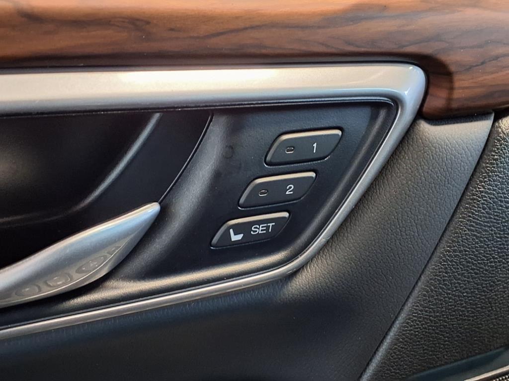 2022 Honda CR-V Touring - Crystal Black Pearl exterior view 19