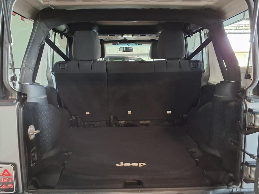 2014 Jeep Wrangler Unlimited Sport - Billet Metallic Clearcoat exterior view 6