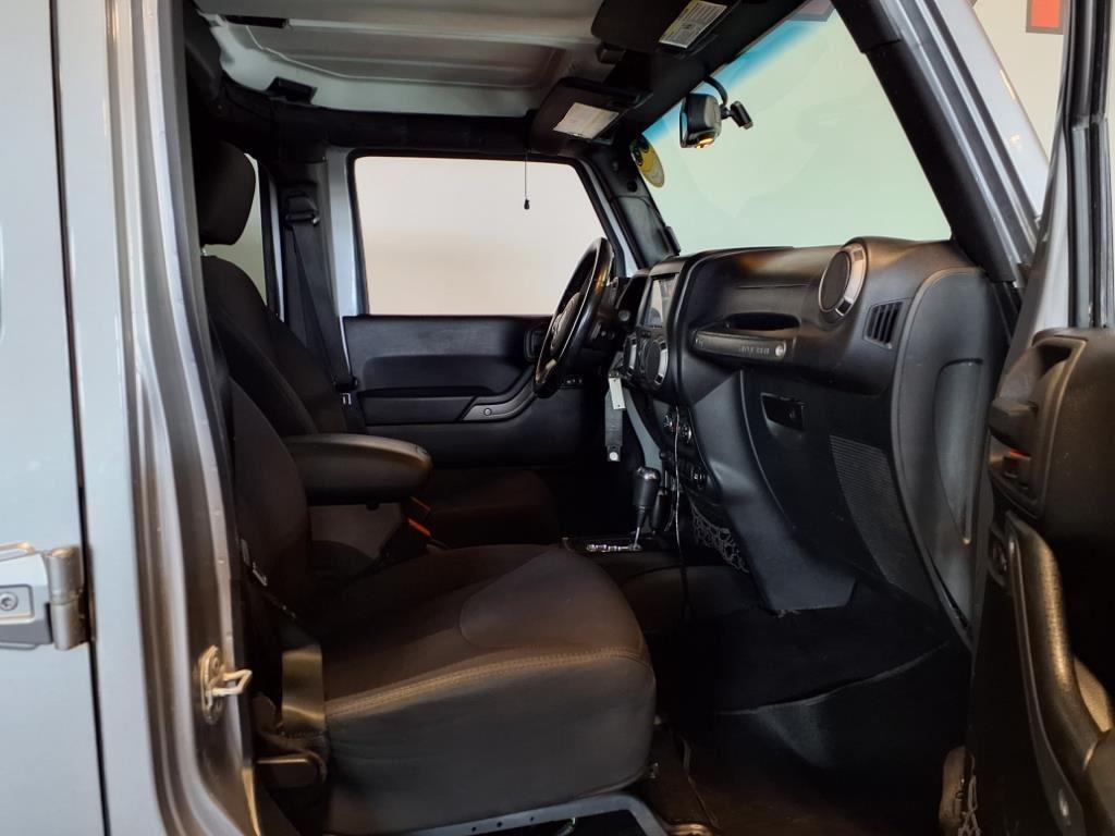 2014 Jeep Wrangler Unlimited Sport - Billet Metallic Clearcoat exterior view 11