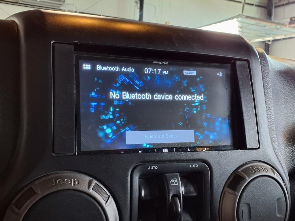 2014 Jeep Wrangler Unlimited Sport - Billet Metallic Clearcoat exterior view 18