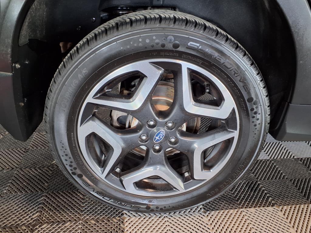 2020 Subaru Crosstrek Limited - Crystal Black Silica exterior view 8