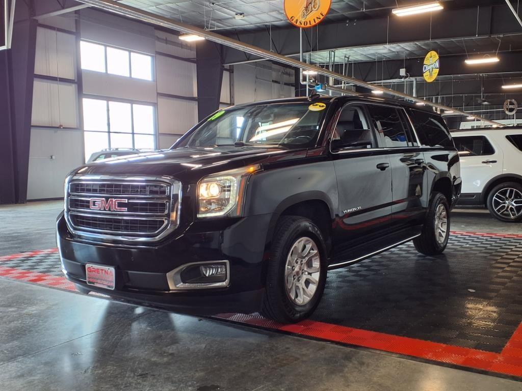 2019 GMC Yukon XL SLT - Onyx Black exterior view 3