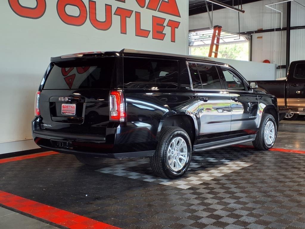 2019 GMC Yukon XL SLT - Onyx Black exterior view 8