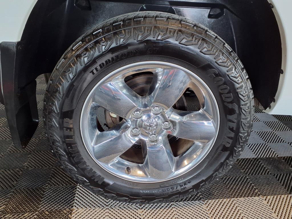 2017 Ram 1500 Big Horn - Bright White Clearcoat exterior view 6