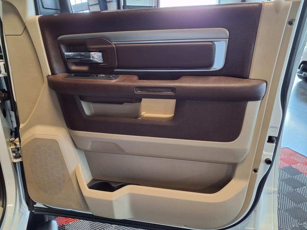 2017 Ram 1500 Big Horn - Bright White Clearcoat exterior view 11