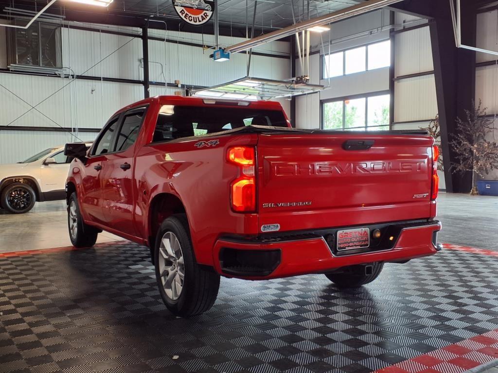 2021 Chevrolet Silverado 1500 Custom - Red Hot exterior view 4