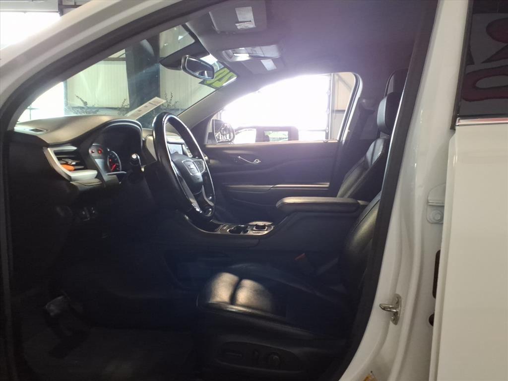 2020 GMC Acadia SLT - Summit White exterior view 19