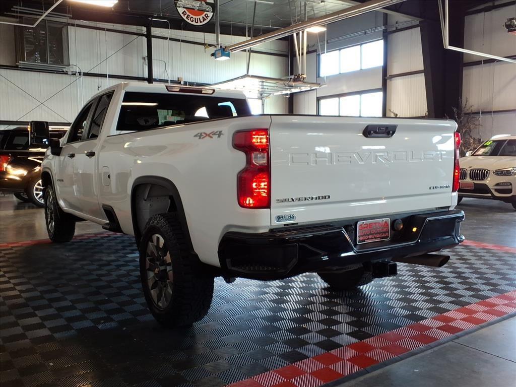 2023 Chevrolet Silverado 2500HD Custom - Summit White exterior view 4