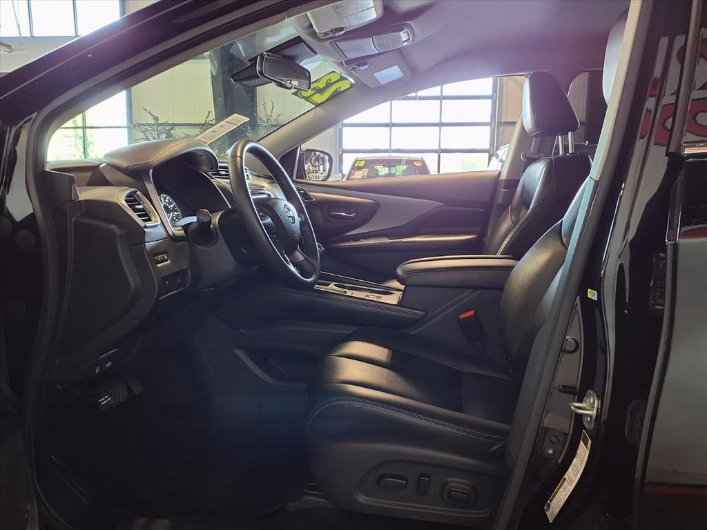 2023 Nissan Murano SV - Super Black exterior view 18