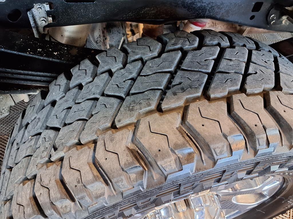 2020 Ford Super Duty F-350 SRW King Ranch - Agate Black Metallic exterior view 9