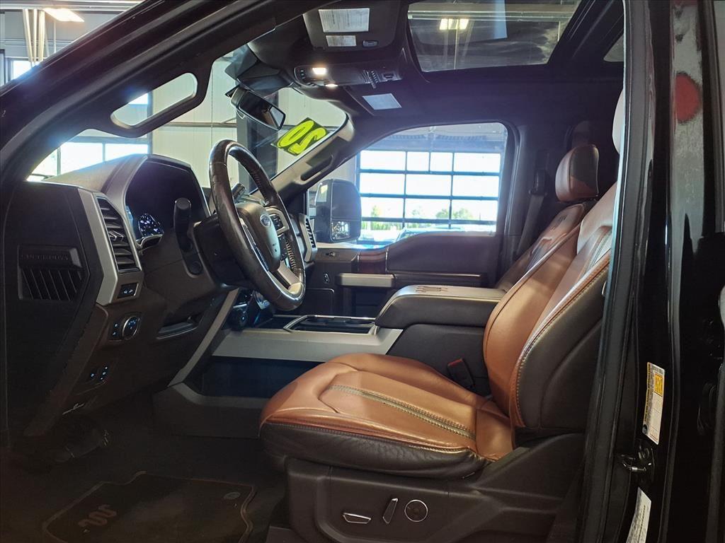 2020 Ford Super Duty F-350 SRW King Ranch - Agate Black Metallic exterior view 18