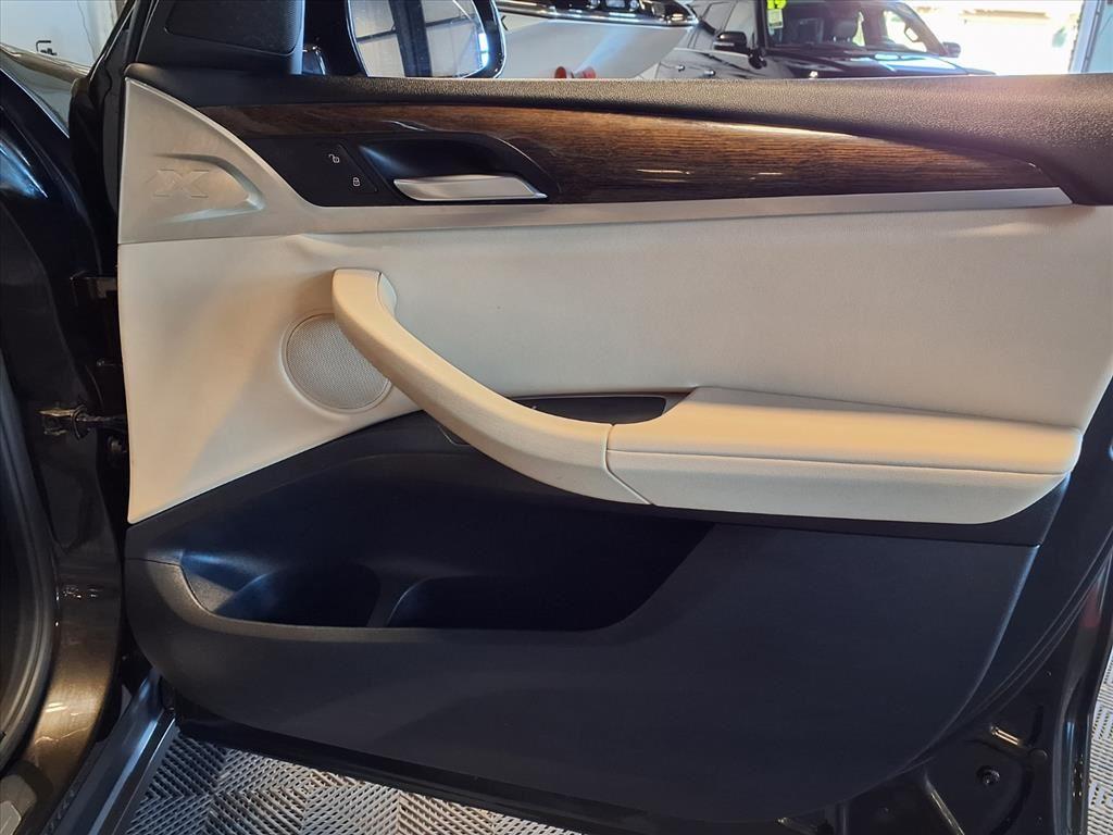 2019 BMW X3 xDrive30i - Dark Olive Metallic exterior view 13