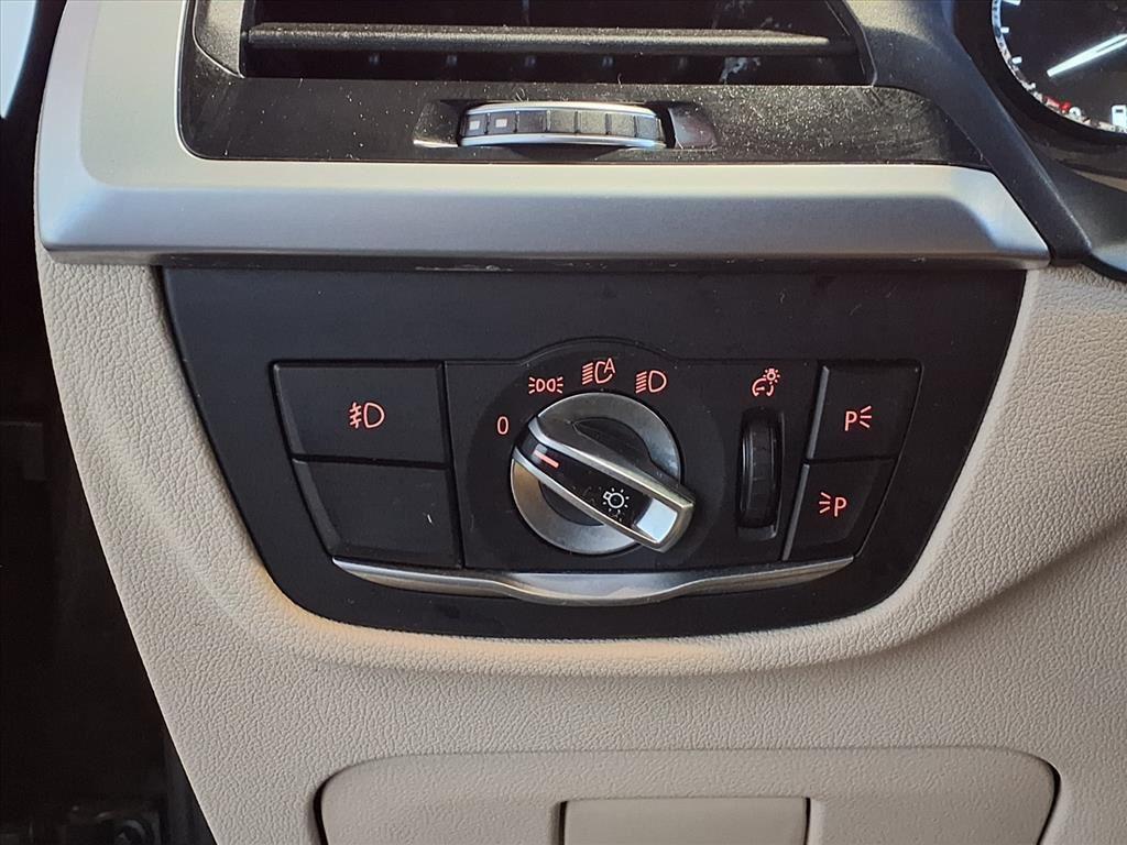 2019 BMW X3 xDrive30i - Dark Olive Metallic exterior view 18