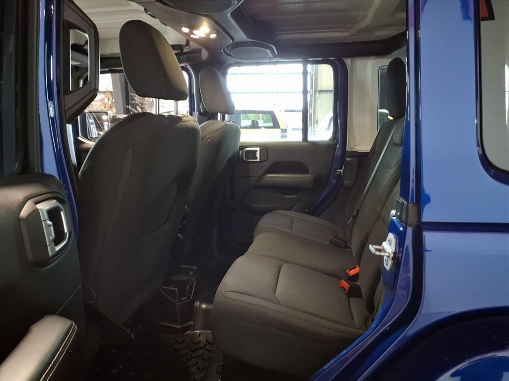 2019 Jeep Wrangler Unlimited Sahara - Ocean Blue Metallic exterior view 14