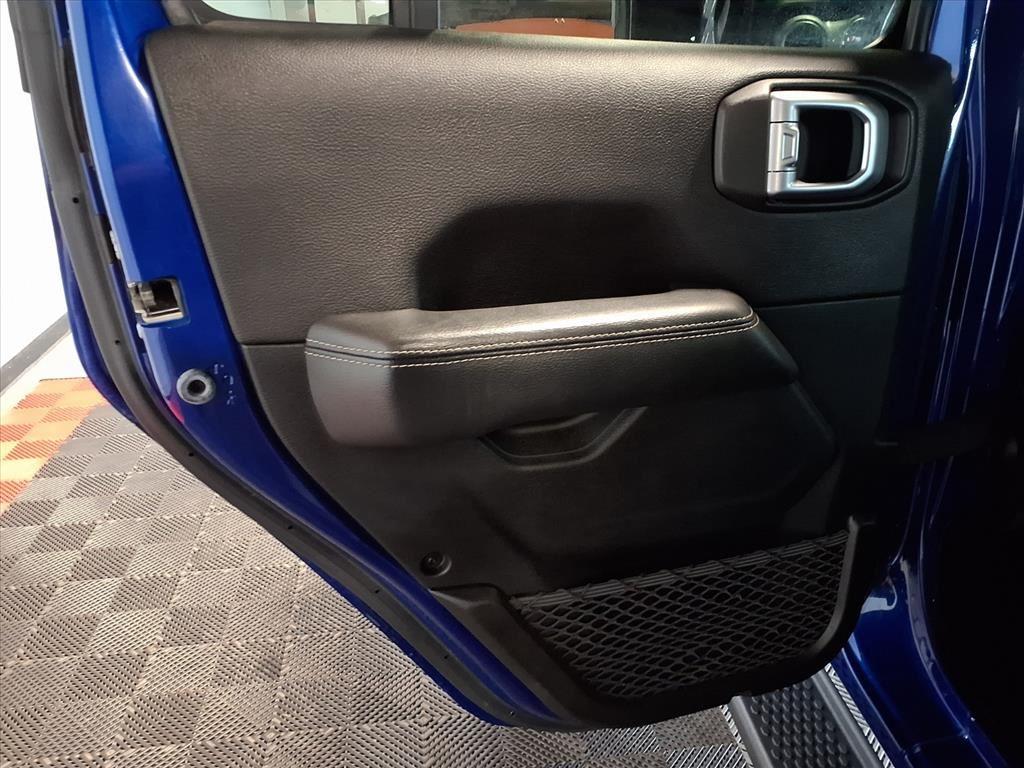 2019 Jeep Wrangler Unlimited Sahara - Ocean Blue Metallic exterior view 15