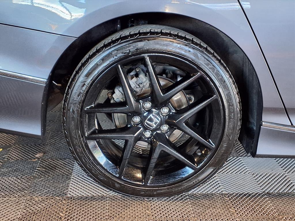 2022 Honda Accord Sedan Touring - Modern Steel Metallic exterior view 7