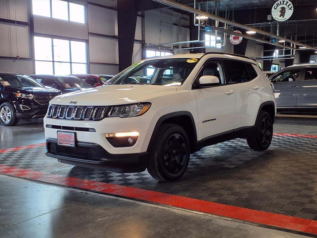 2021 Jeep Compass North - White exterior view 3