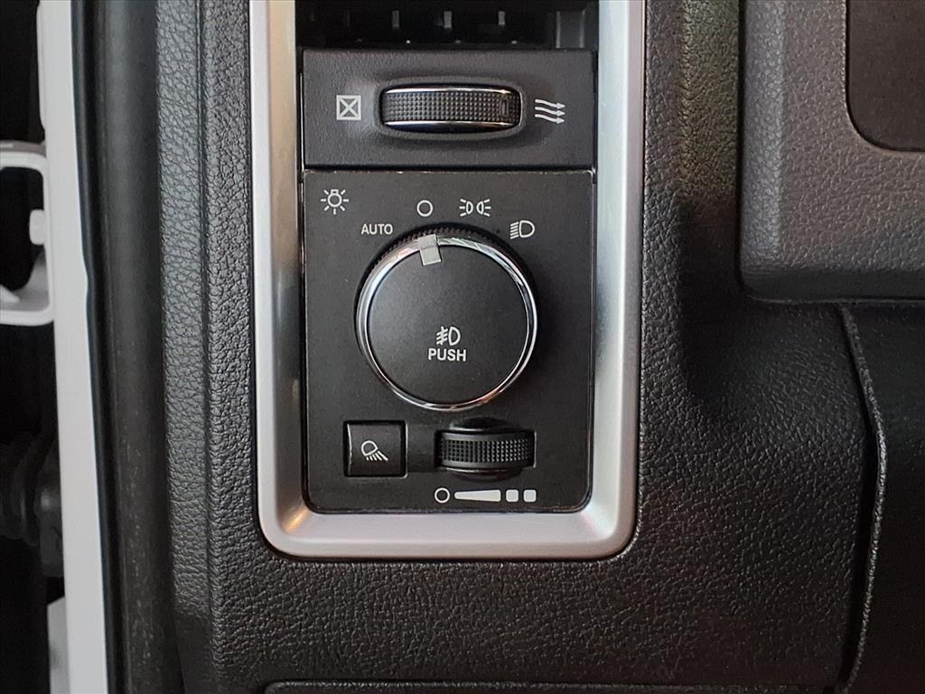 2013 Ram 1500 Big Horn - Bright White exterior view 18