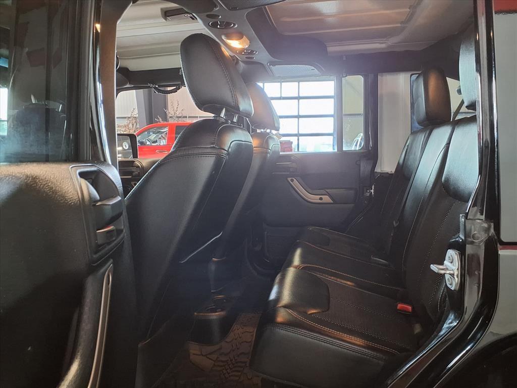 2017 Jeep Wrangler Unlimited 75th Anniversary - Black Clearcoat exterior view 14