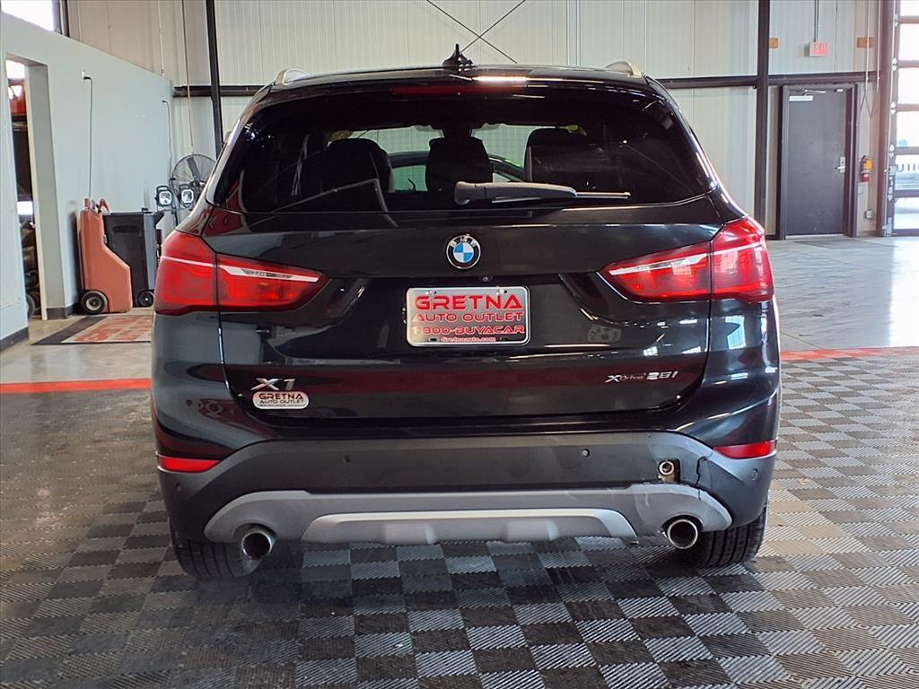 2019 BMW X1 xDrive28i - Black Sapphire Metallic exterior view 5